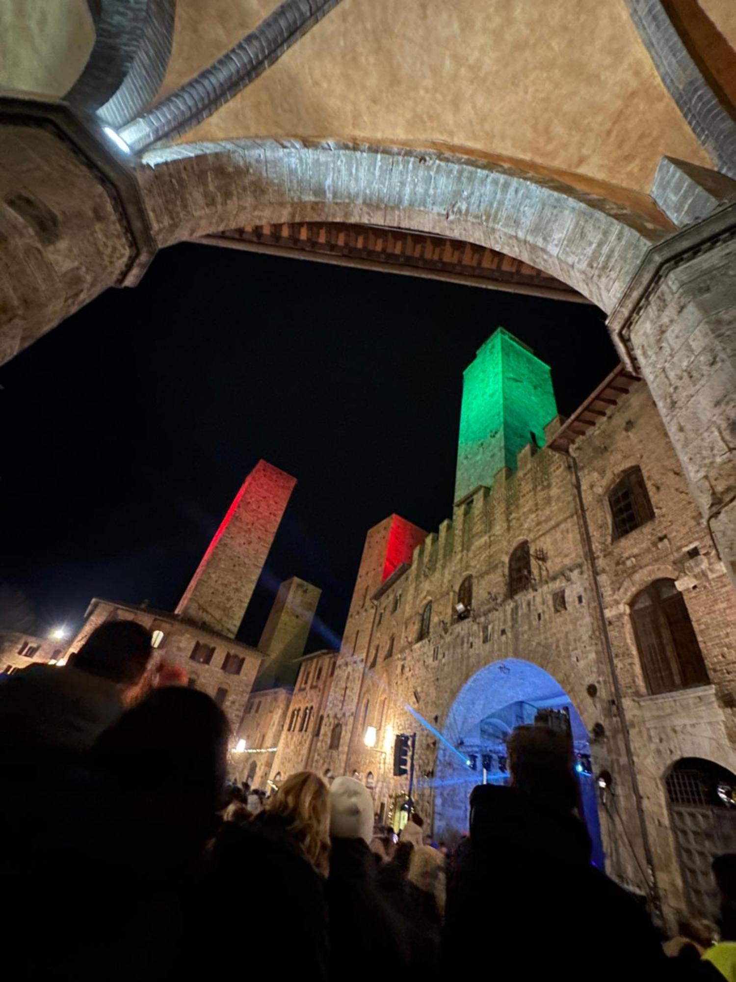 Apartamento Lo Scrigno Dei Sogni San Gimignano Exterior foto